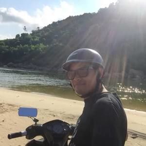 Meet your Posher, Minh